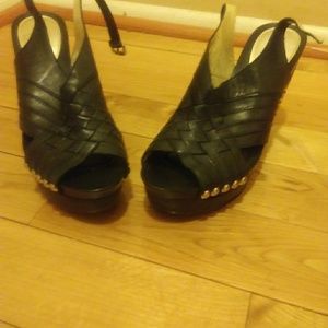 Michael Kors cute comfort platform sandal